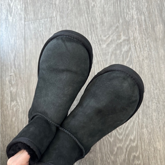 UGG Black Mini Boots 11 - Picture 6 of 8